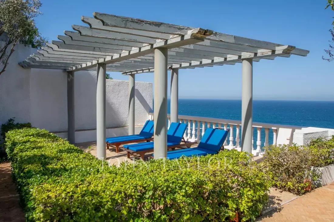 Al Hoceima Savannah Safari Lodge